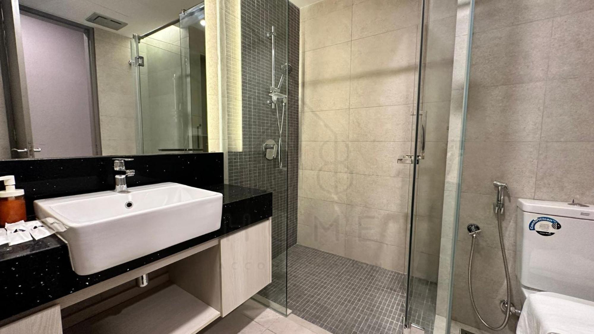 Societe 108 Hartamas Mont Kiara 2-6pax Apartemen *