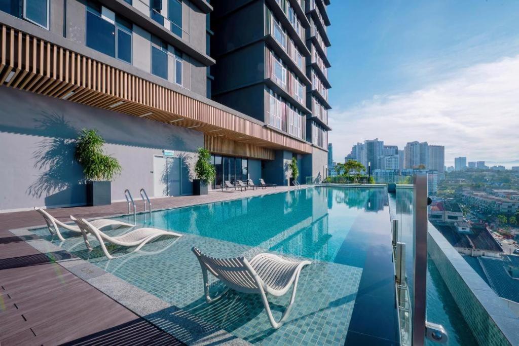 Apartemen Societe 108 Hartamas Mont Kiara 2-6pax Kuala Lumpur