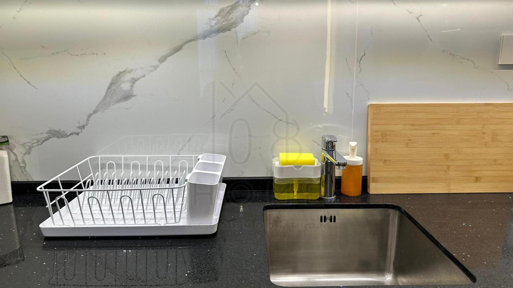 Societe 108 Hartamas Mont Kiara 2-6pax Apartemen Kuala Lumpur